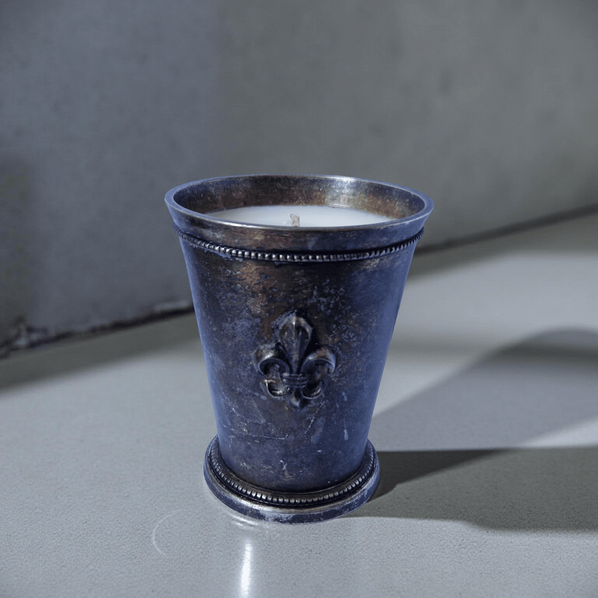 Fleur de Lis Goblet - Juniper Blush-1